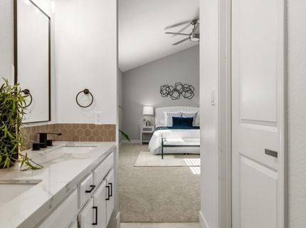 1111 Cottonwood Dr, Roseville, CA 95661 Photo