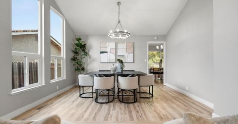 1111 Cottonwood Dr, Roseville, CA 95661 Photo