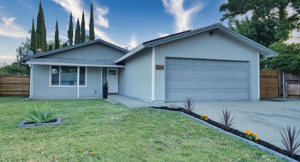 1564 1st St, Lincoln, CA 95648 Photo