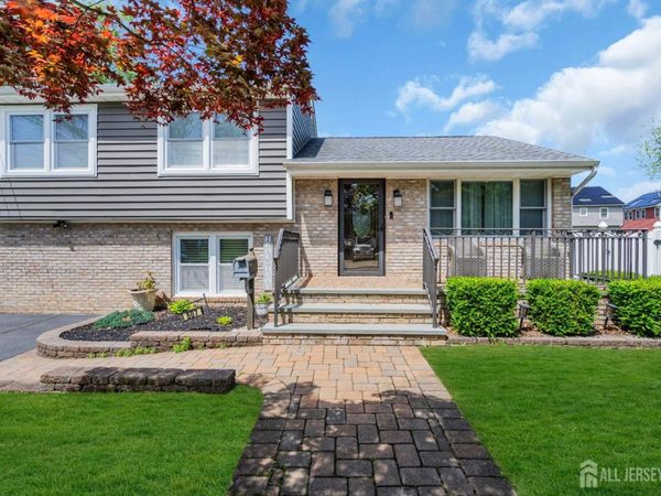 507 Thompson Place , Middletown, NJ 07748