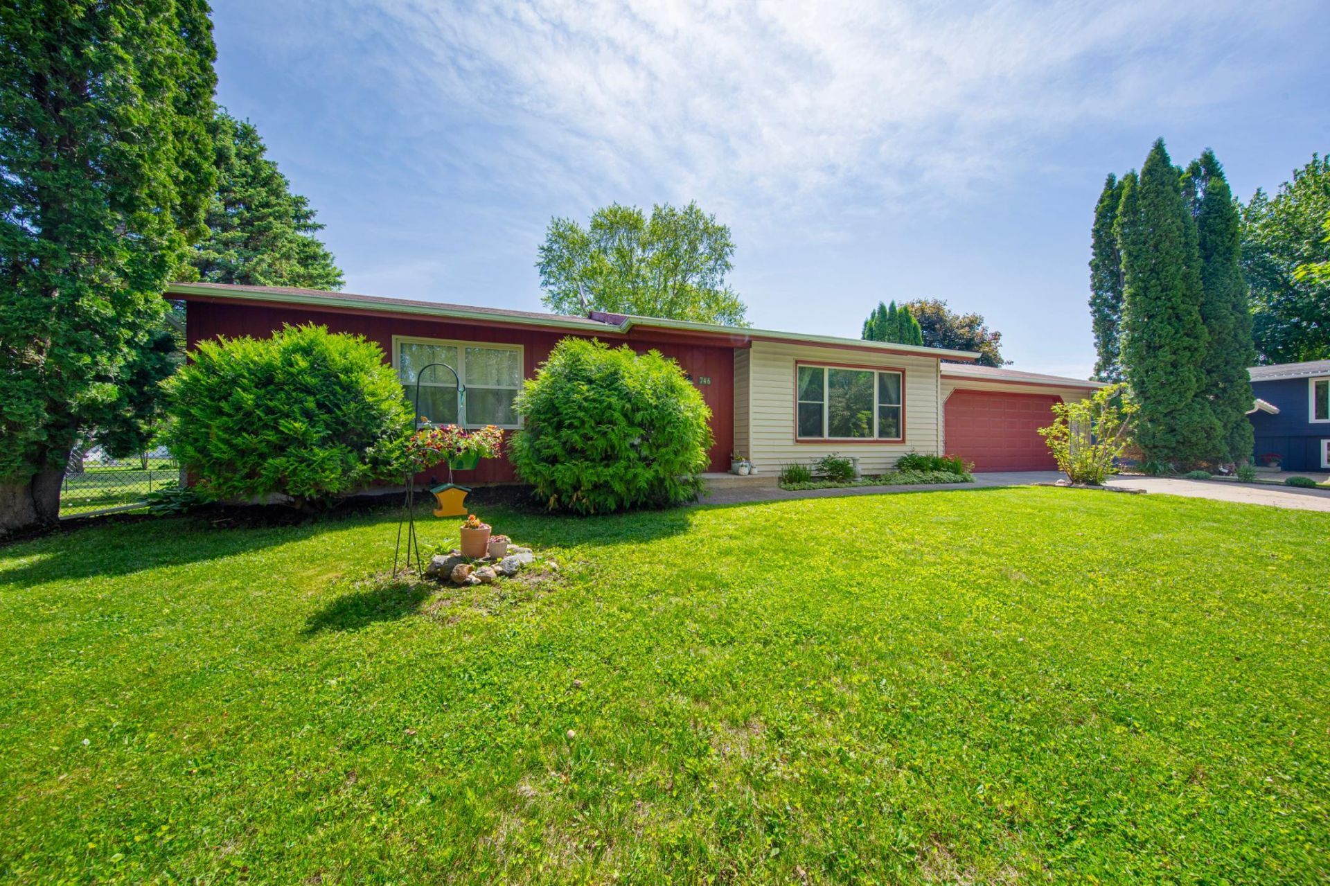 746 Caleta Place , Owatonna, MN 55060