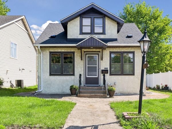 1804 7th Street E, Saint Paul, MN 55119