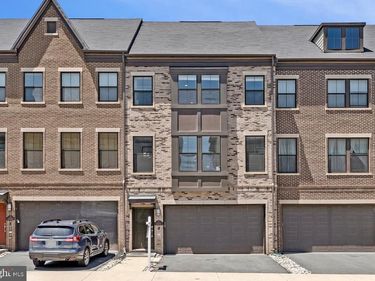 3072 ALAN SHEPARD STREET, HERNDON, VA 20171