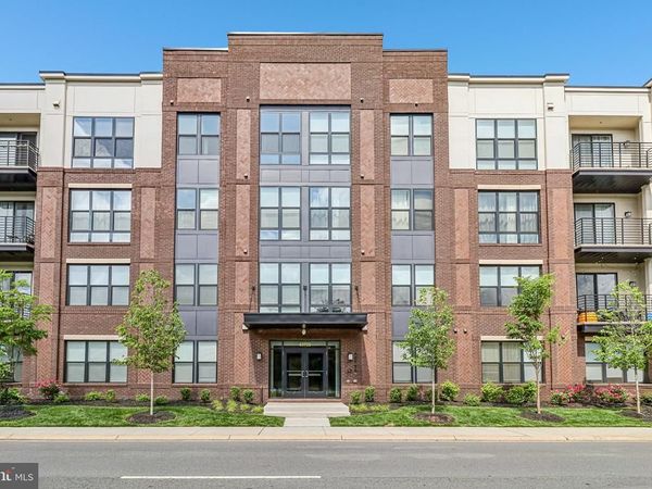 43795 TRANSIT SQUARE , Unit 202, ASHBURN, VA 20147