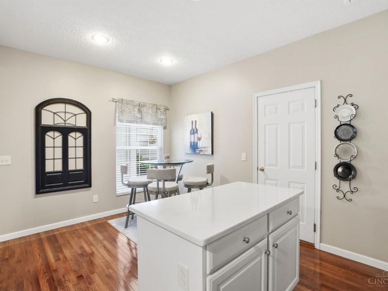 5947 Castlewood Crossing, Unit 2, Miami Twp, OH 45150 Photo 18