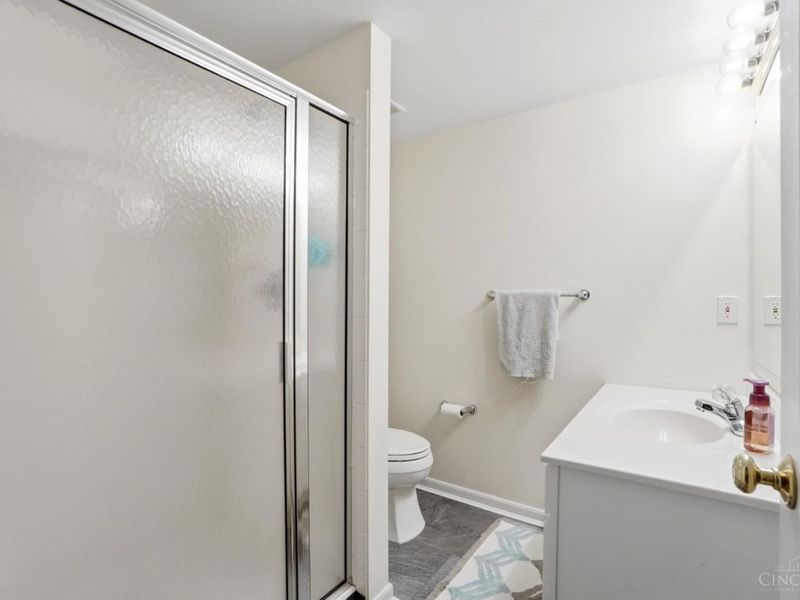 5947 Castlewood Crossing, Unit 2, Miami Twp, OH 45150 Photo 37