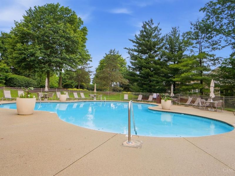 5947 Castlewood Crossing, Unit 2, Miami Twp, OH 45150 Photo 63