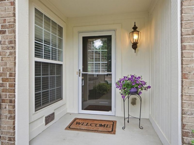 5947 Castlewood Crossing, Unit 2, Miami Twp, OH 45150 Photo 8