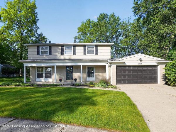 1993 Wembley Way, East Lansing, MI 48823