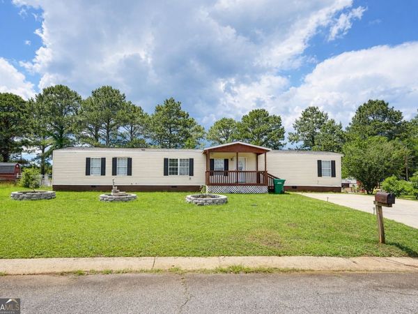 240 Bayberry Drive, Byron, GA 31008