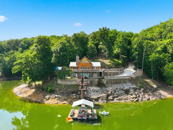 857 Wilderness Drive, Mooresburg, TN 37811
