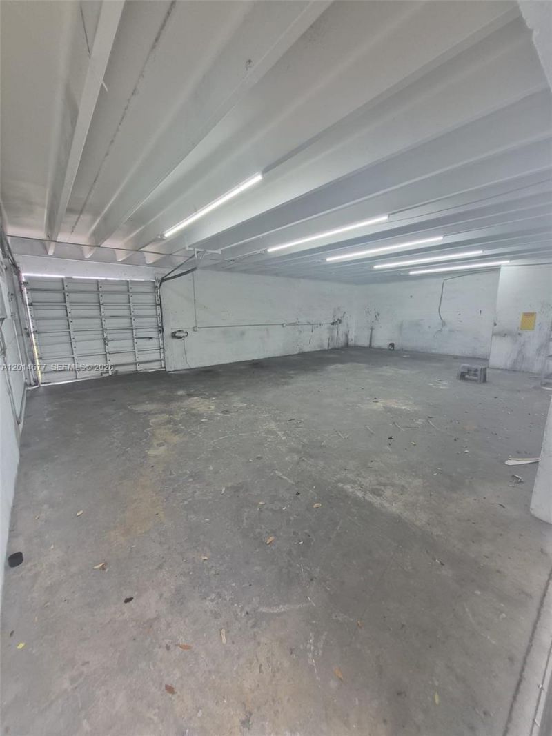 10400 SW 27th St, Miami, FL 33165 Photo