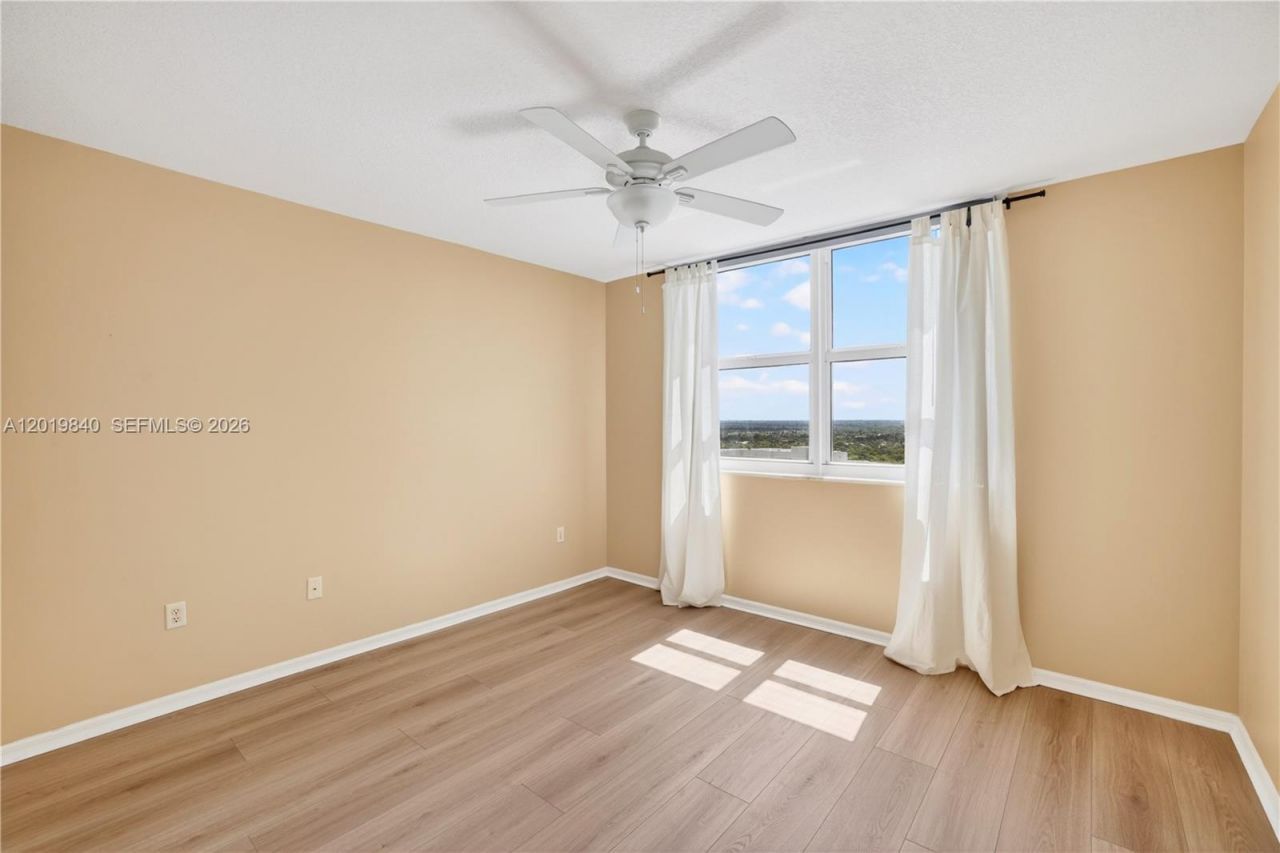 347 N New River Dr E , Unit 2205, Fort Lauderdale, FL 33301 Photo