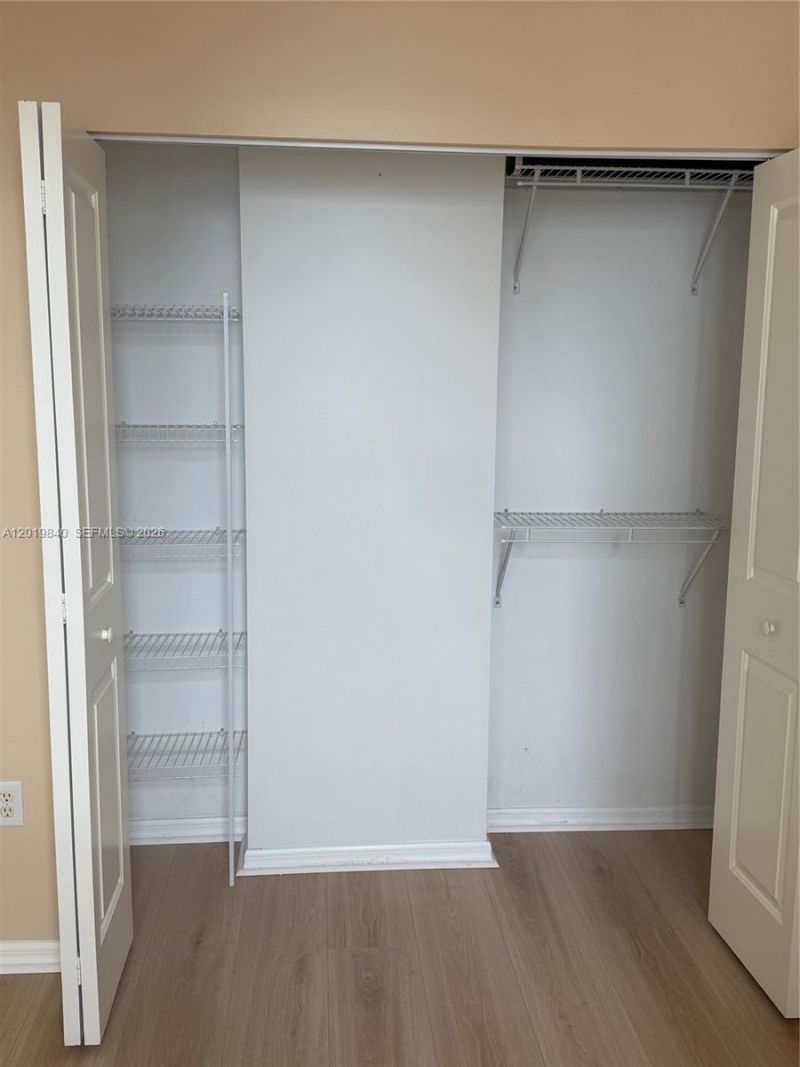 347 N New River Dr E , Unit 2205, Fort Lauderdale, FL 33301 Photo