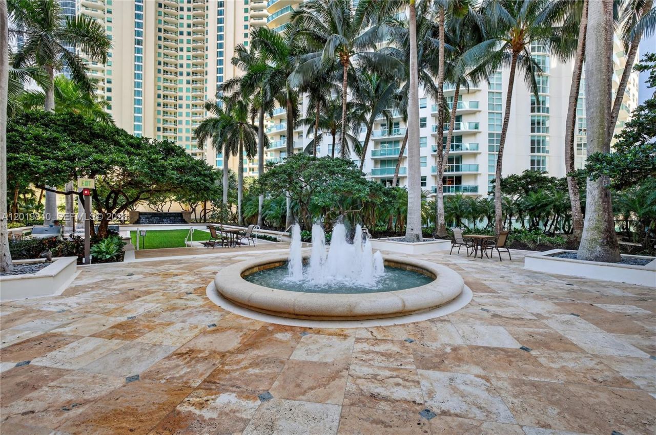 347 N New River Dr E , Unit 2205, Fort Lauderdale, FL 33301 Photo