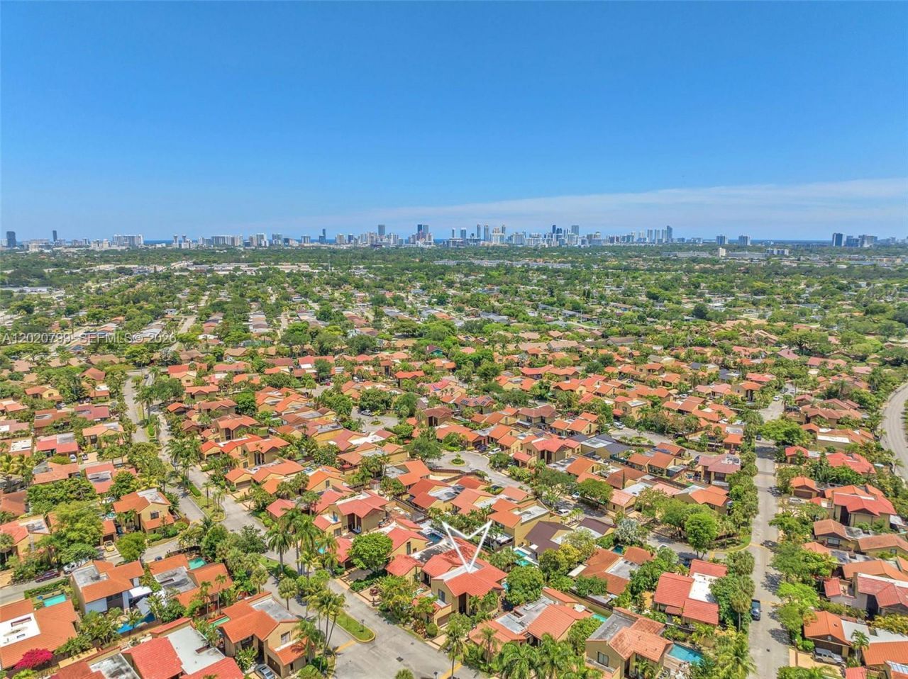 1010 NE 204th Ter, Miami, FL 33179 Photo