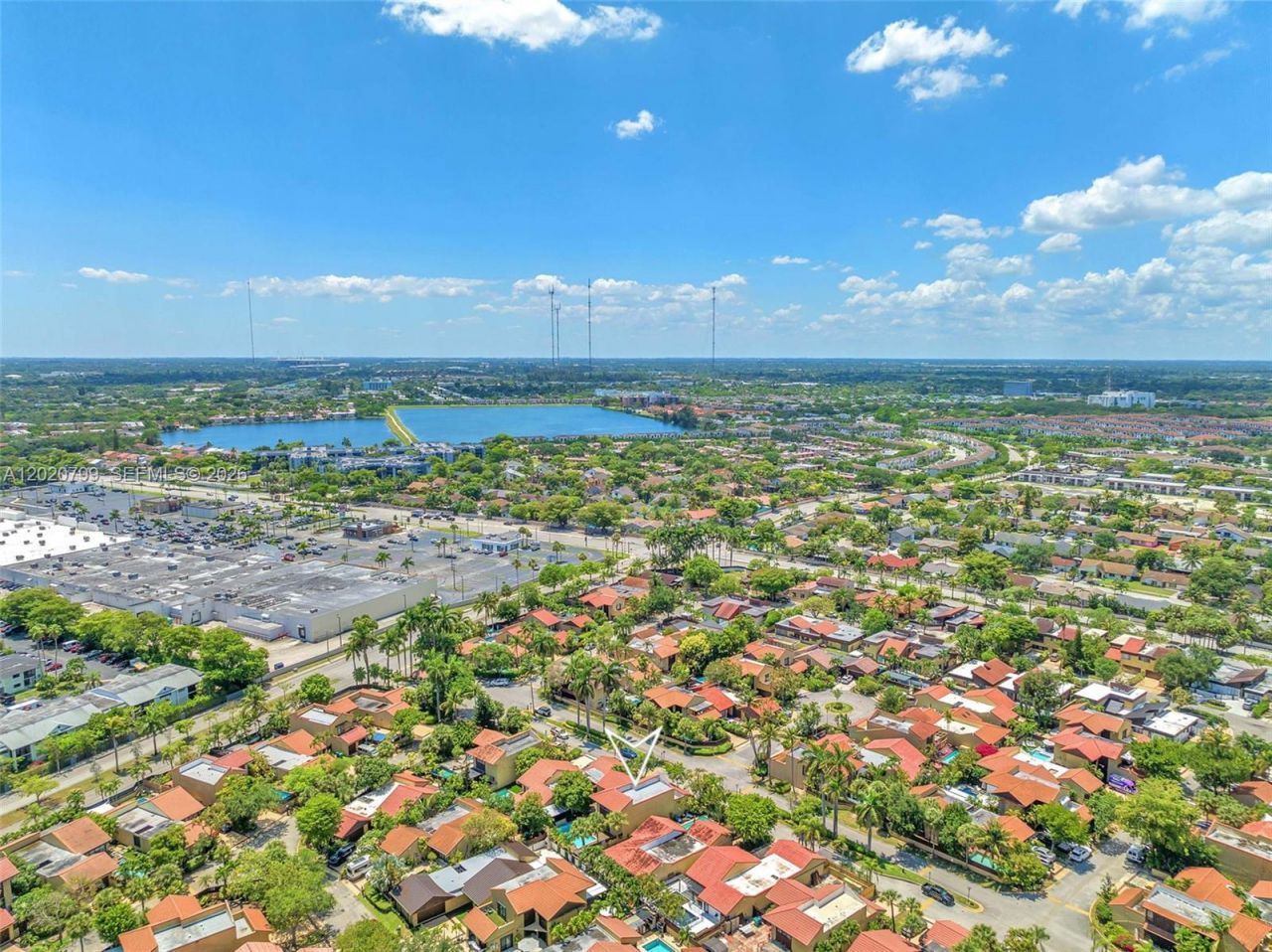 1010 NE 204th Ter, Miami, FL 33179 Photo