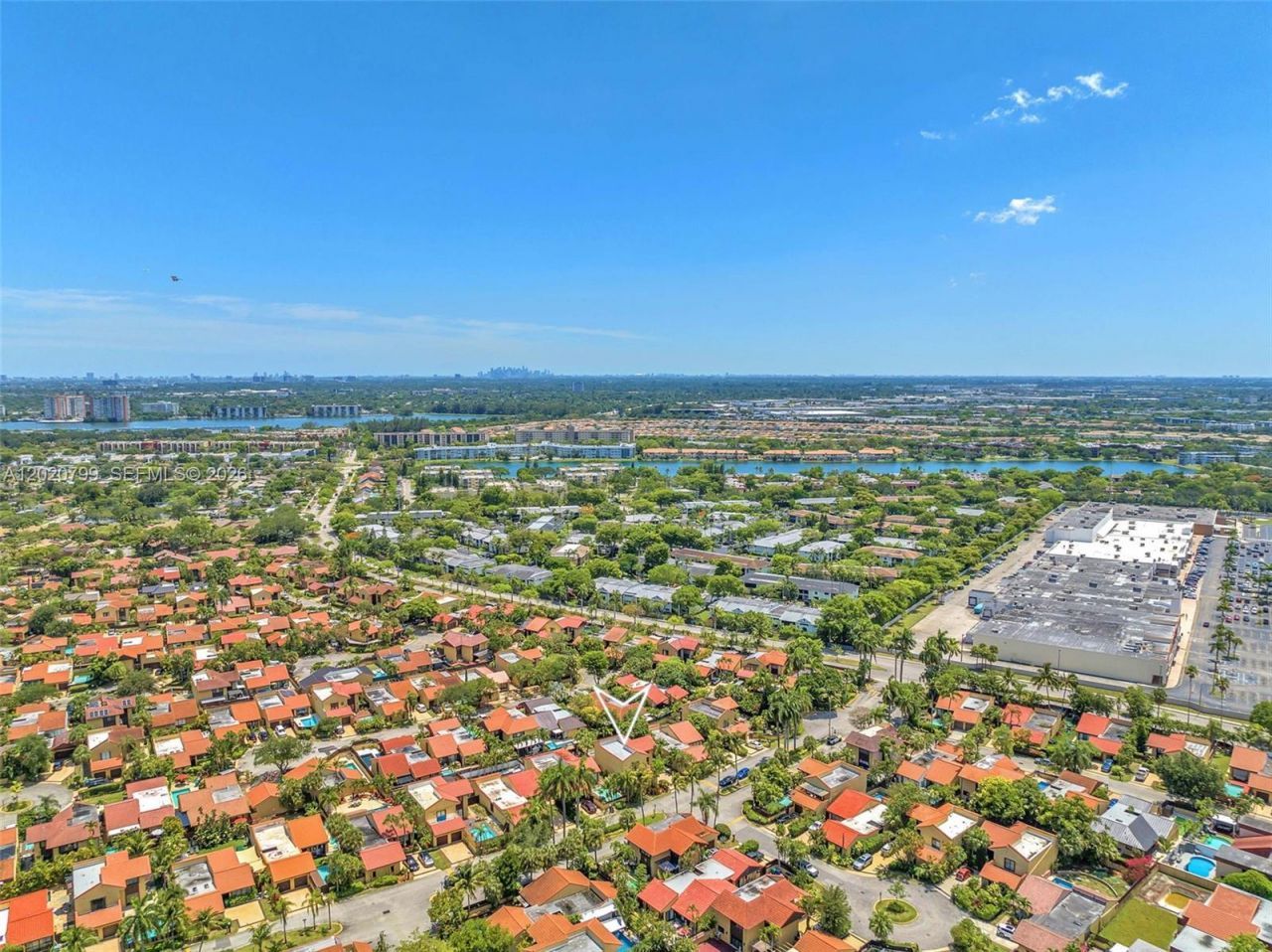 1010 NE 204th Ter, Miami, FL 33179 Photo