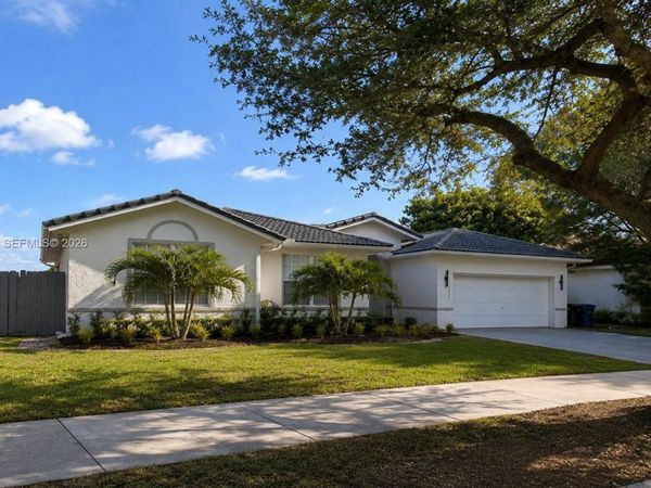 15840 SW 151st Ter , Miami, FL 33196