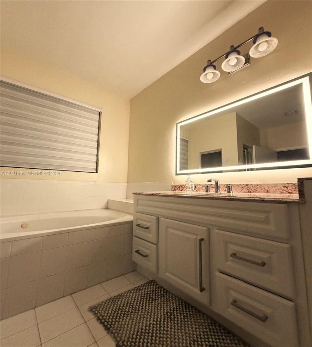 15840 SW 151st Ter , Miami, FL 33196 Photo
