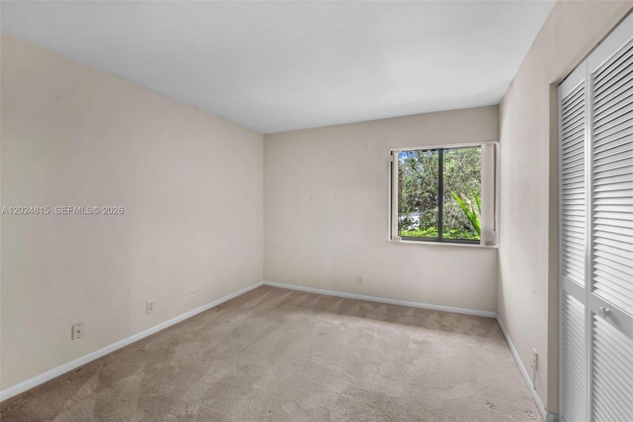 9347 N Chelsea Dr N , Plantation, FL 33324 Photo
