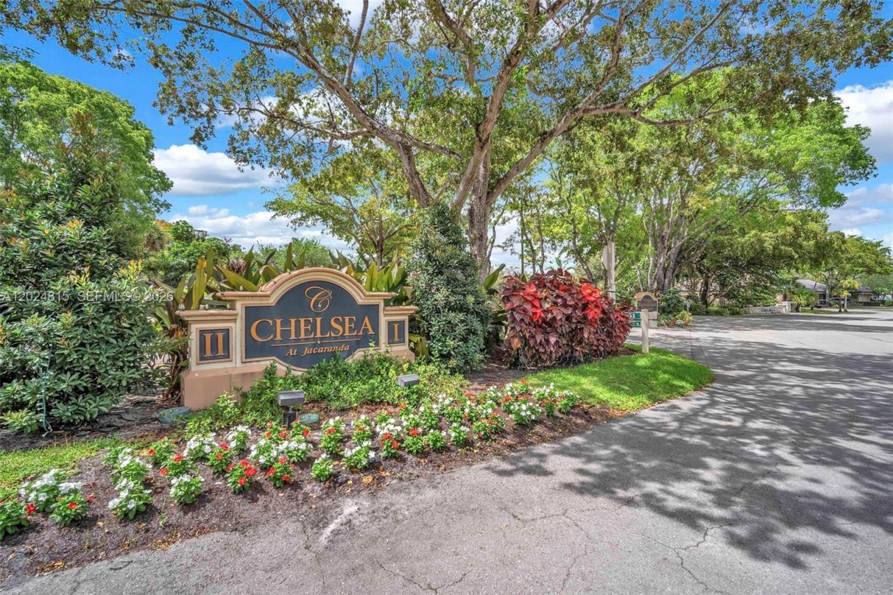 9347 N Chelsea Dr N , Plantation, FL 33324 Photo