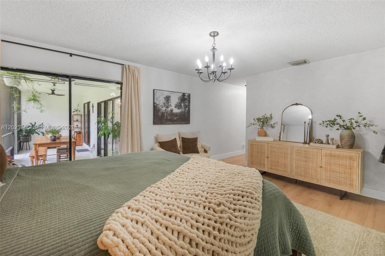 7560 NW 79th Ave, Unit V2, Tamarac, FL 33321 Photo