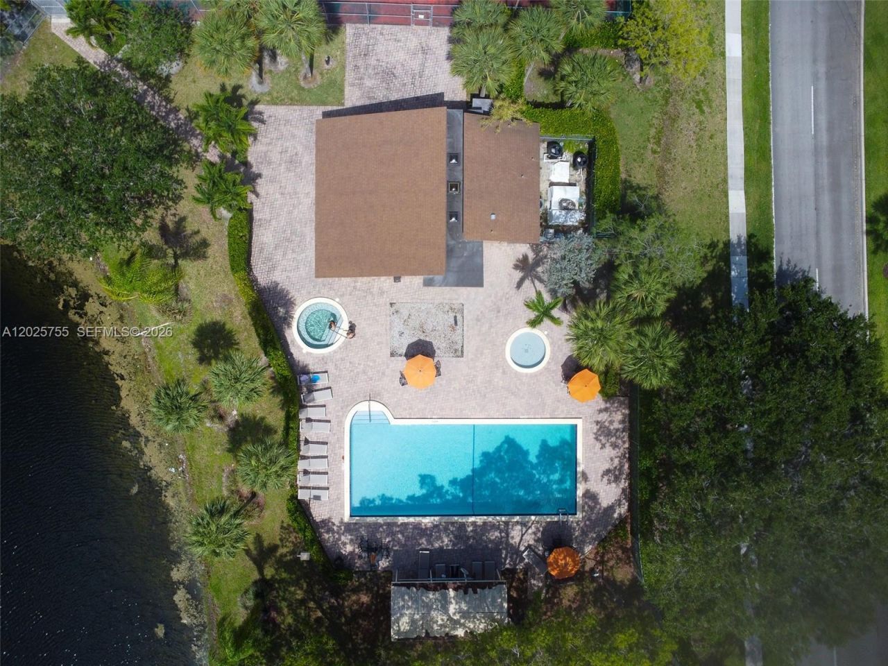 7560 NW 79th Ave, Unit V2, Tamarac, FL 33321 Photo