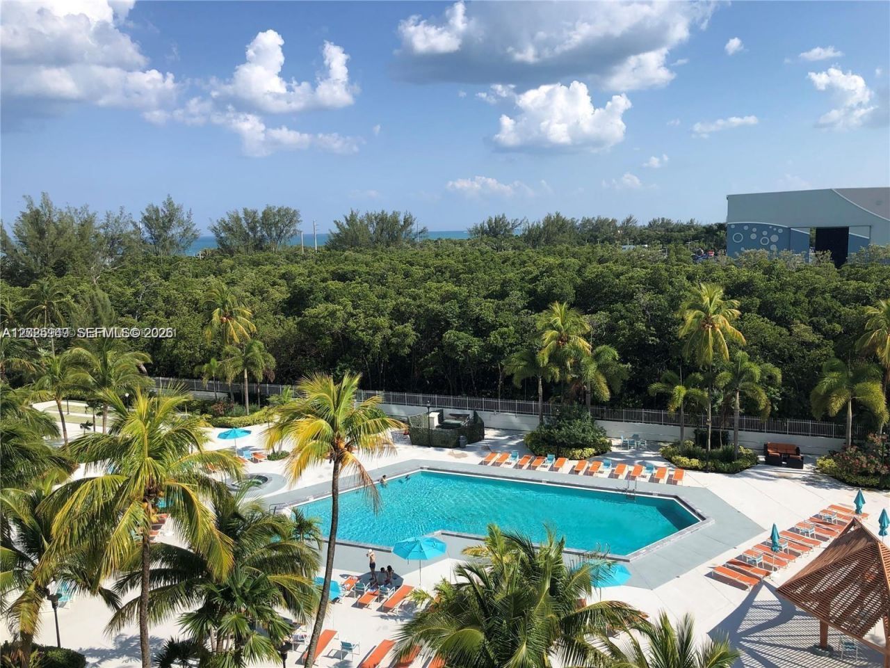 100 Bayview Dr , Unit 503, Sunny Isles Beach, FL 33160 Photo