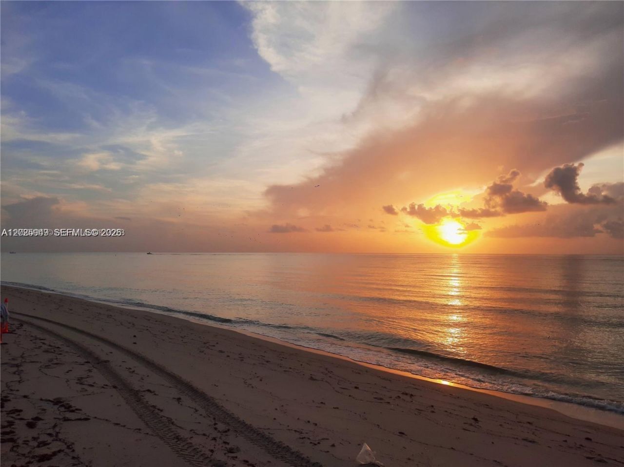 100 Bayview Dr , Unit 503, Sunny Isles Beach, FL 33160 Photo