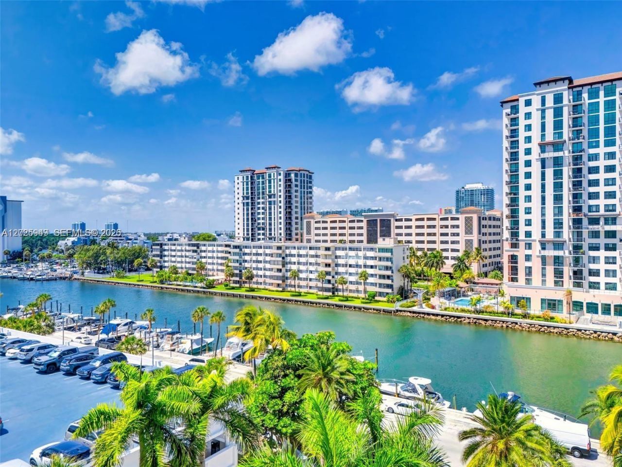 100 Bayview Dr , Unit 503, Sunny Isles Beach, FL 33160 Photo