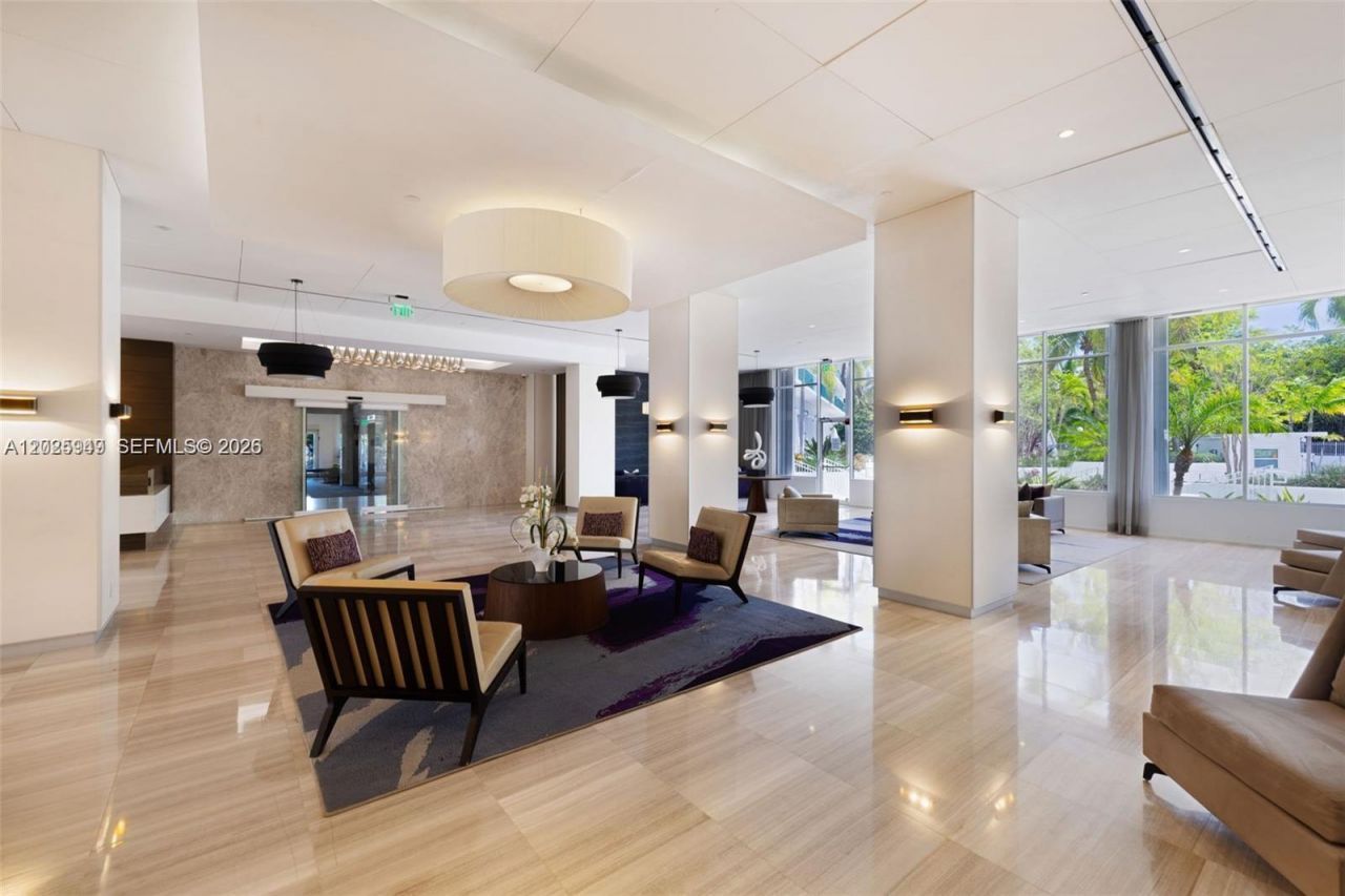 100 Bayview Dr , Unit 503, Sunny Isles Beach, FL 33160 Photo