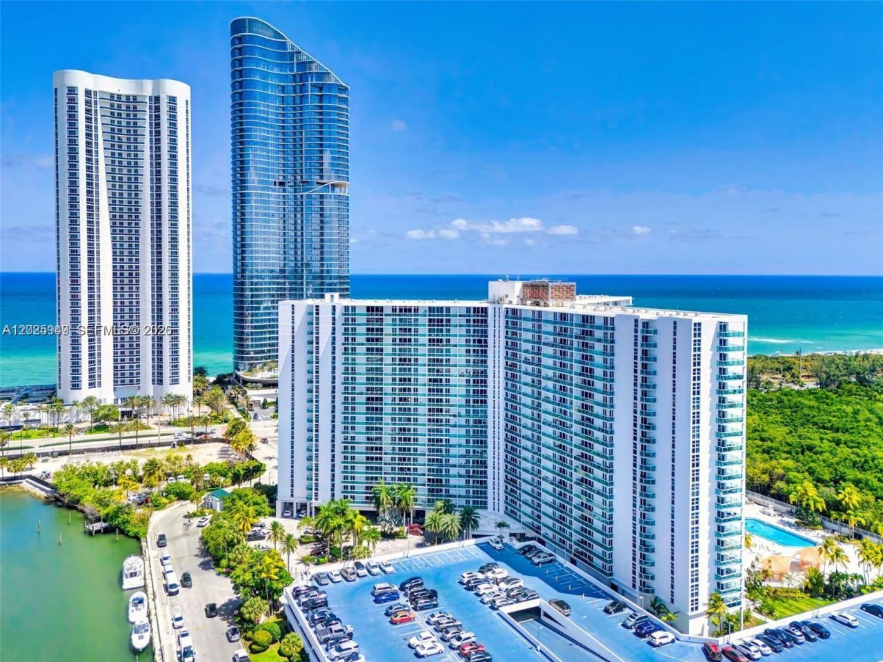 100 Bayview Dr , Unit 503, Sunny Isles Beach, FL 33160 Photo