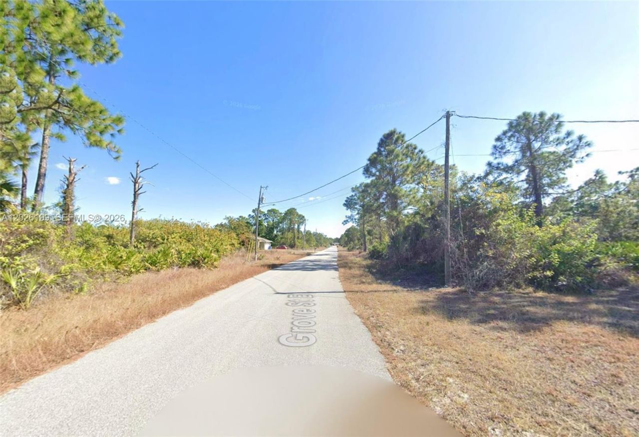 1047 Grove St E , Lehigh Acres, FL 33974 Photo