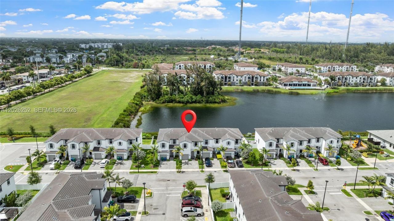 577 NW 204th St, Miami Gardens, FL 33169 Photo