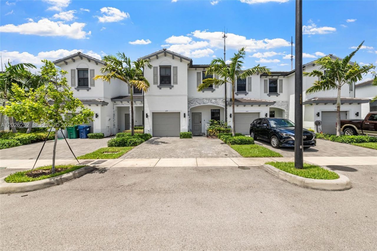 577 NW 204th St, Miami Gardens, FL 33169 Photo