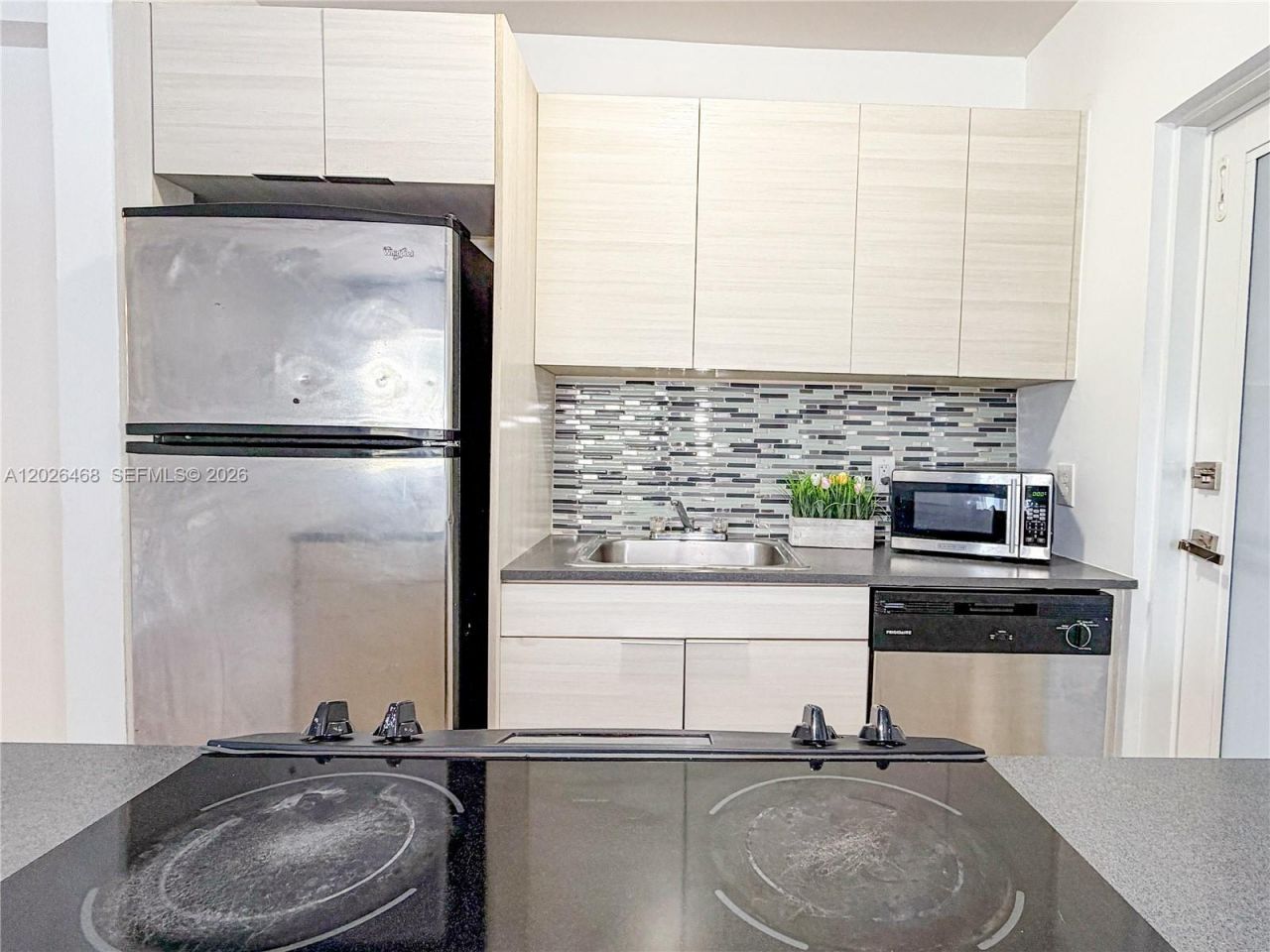 2430 NE 135th St, Unit 101, North Miami, FL 33181 Photo