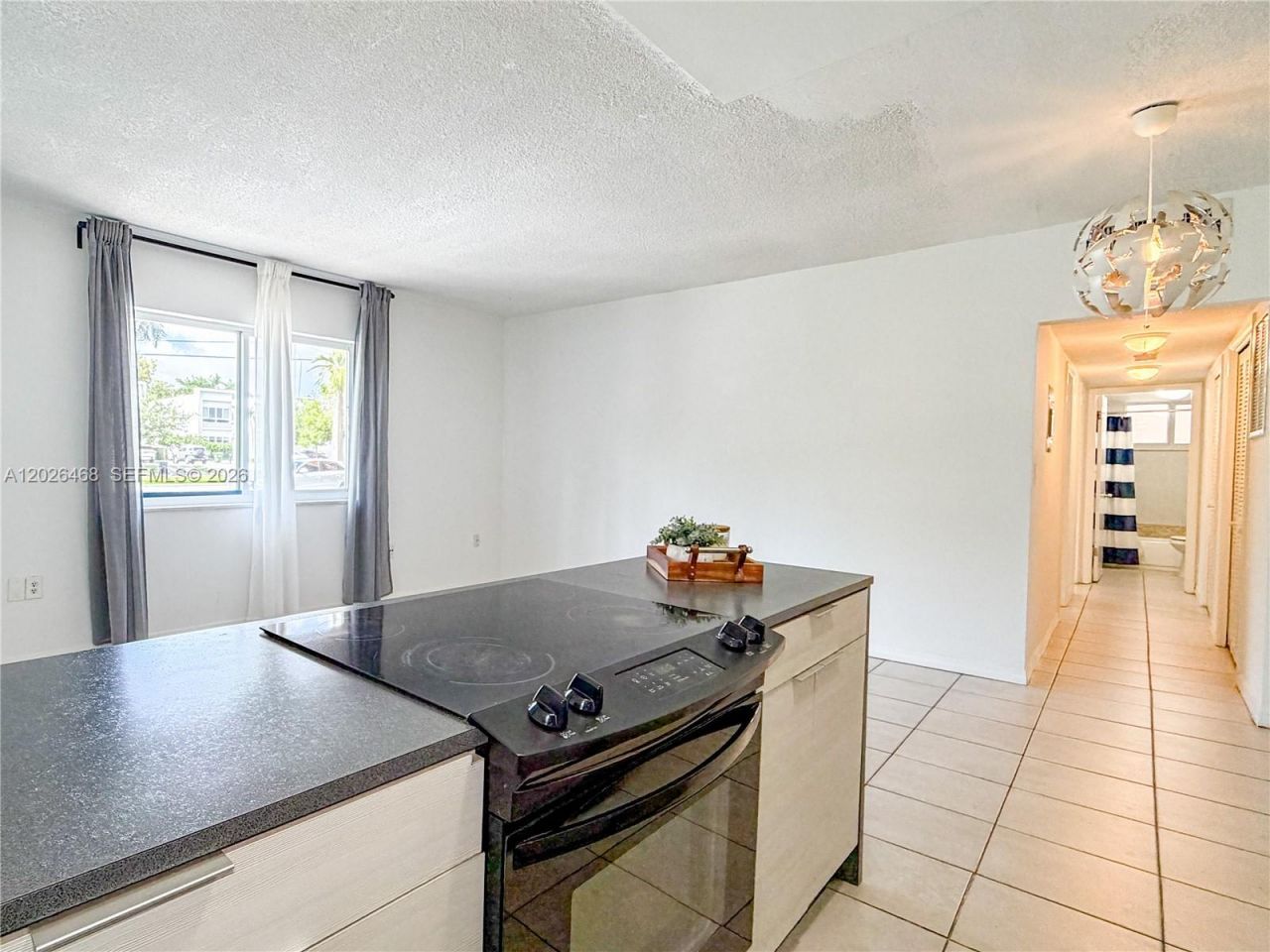 2430 NE 135th St, Unit 101, North Miami, FL 33181 Photo