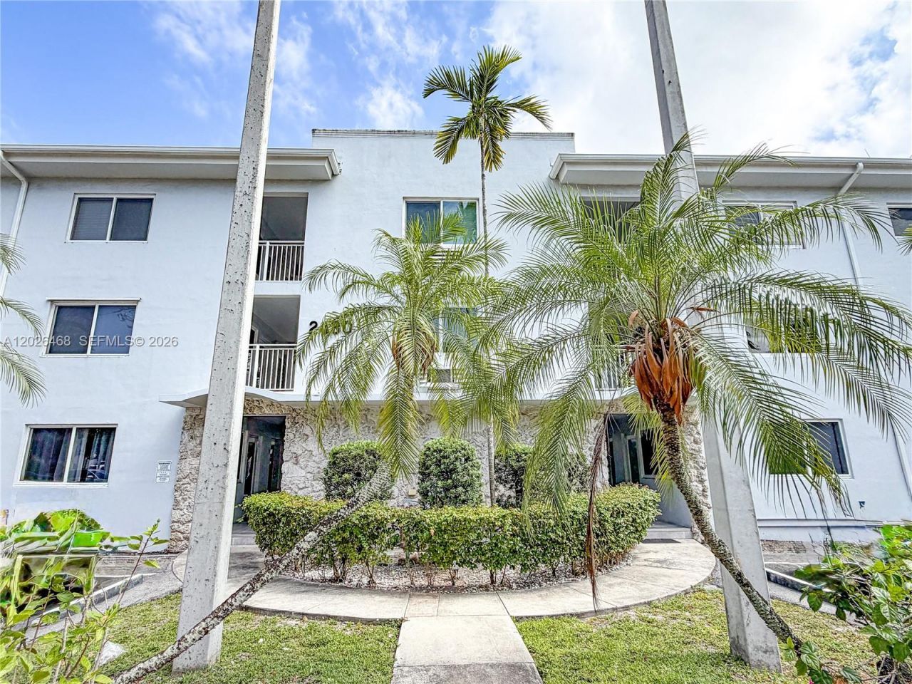 2430 NE 135th St, Unit 101, North Miami, FL 33181 Photo