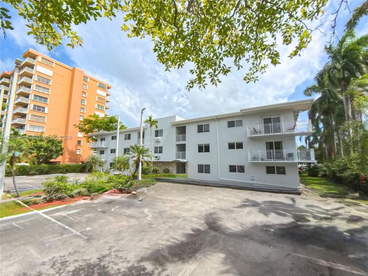 2430 NE 135th St, Unit 101, North Miami, FL 33181 Photo