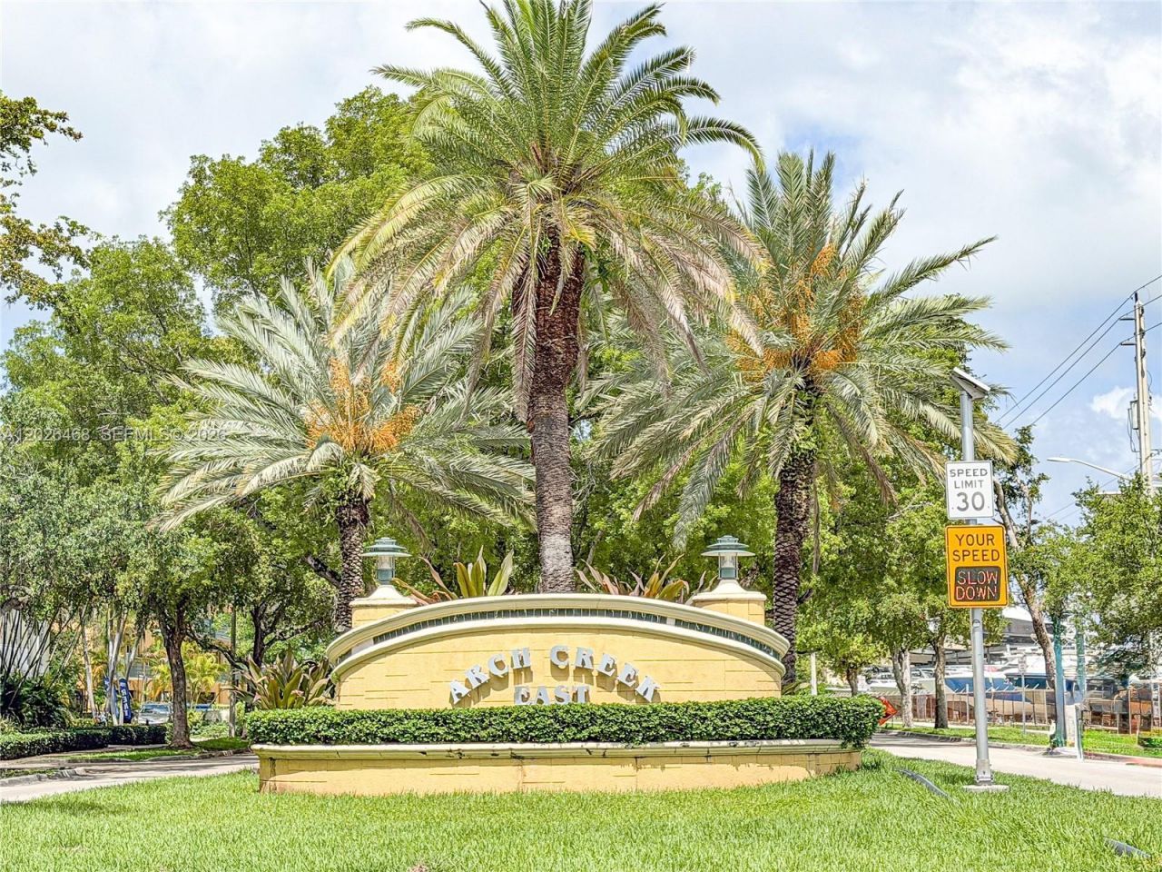 2430 NE 135th St, Unit 101, North Miami, FL 33181 Photo