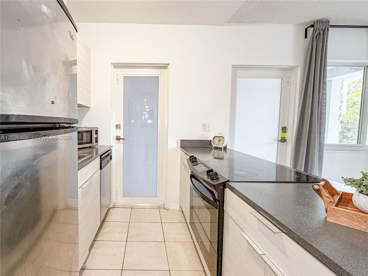 2430 NE 135th St, Unit 101, North Miami, FL 33181 Photo
