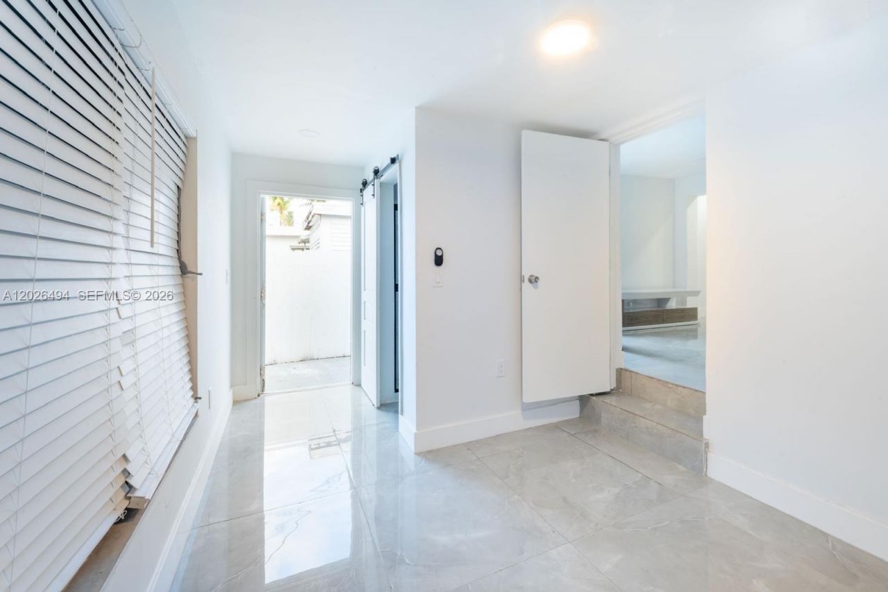 711 85th St , Miami Beach, FL 33141 Photo