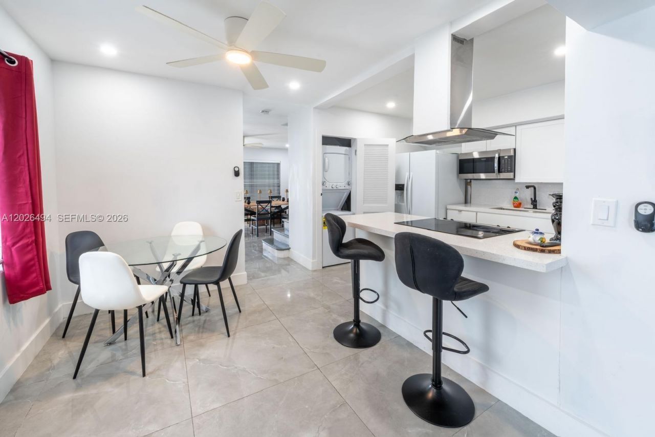 711 85th St , Miami Beach, FL 33141 Photo