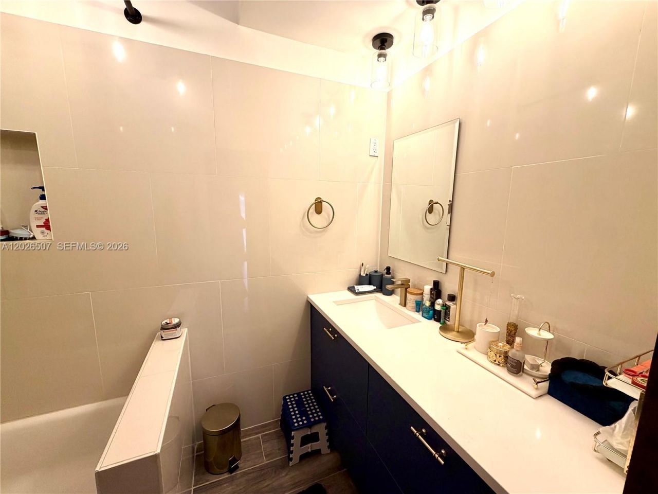19440 NE 26th Ave, Unit 52B, Miami, FL 33180 Photo