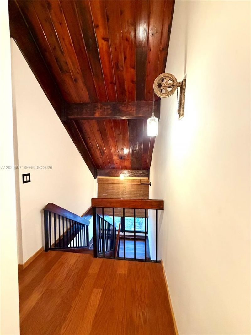 19440 NE 26th Ave, Unit 52B, Miami, FL 33180 Photo