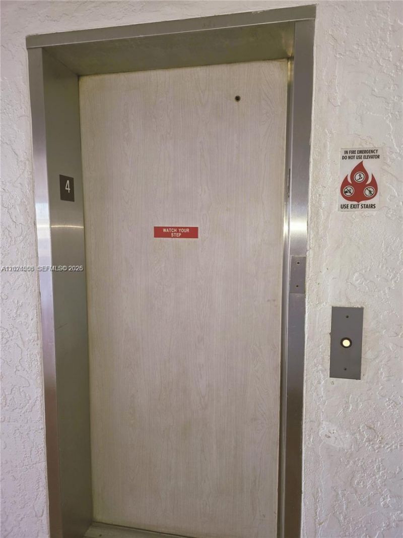 4140 NW 44th Ave, Unit 411, Lauderdale Lakes, FL 33319 Photo