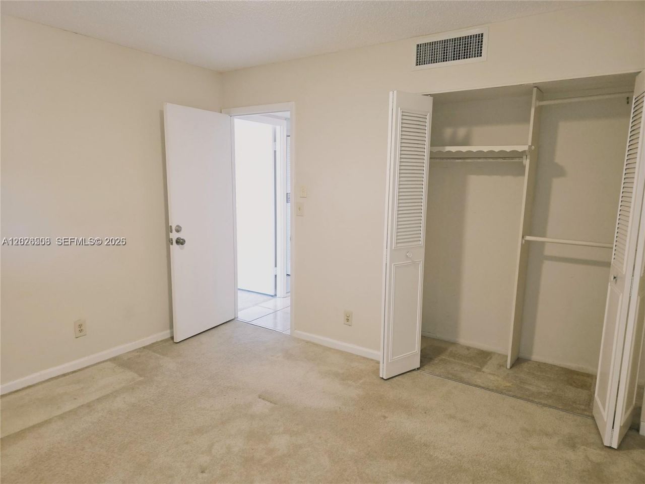 4140 NW 44th Ave, Unit 411, Lauderdale Lakes, FL 33319 Photo