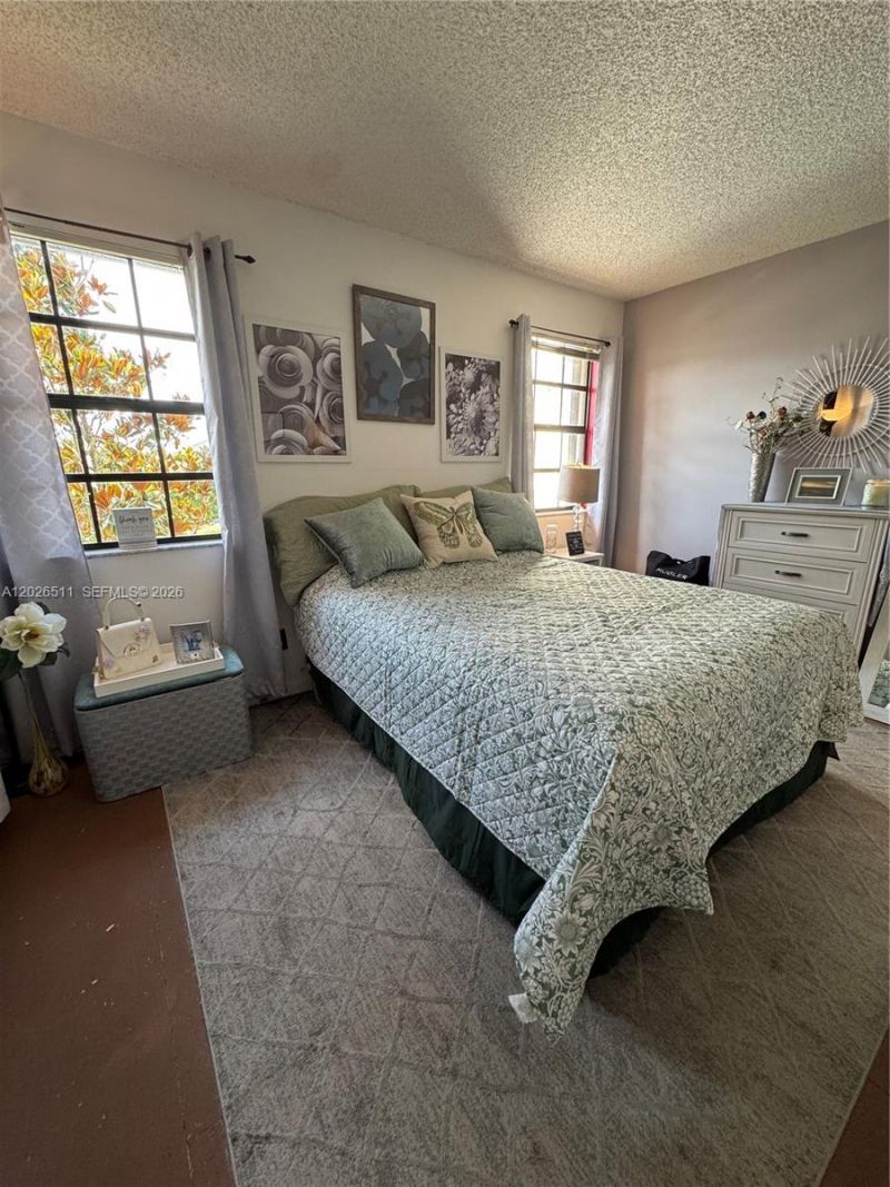 10428 NW 3rd St , Pembroke Pines, FL 33026 Photo