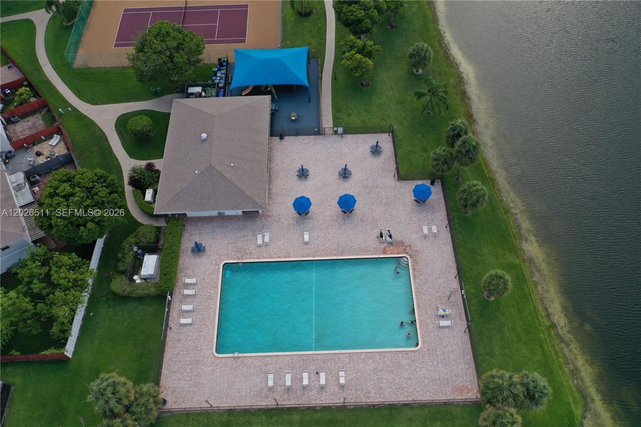 10428 NW 3rd St , Pembroke Pines, FL 33026 Photo